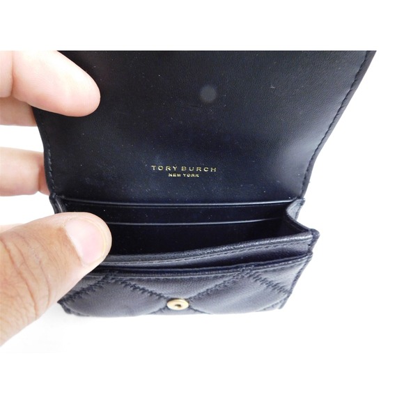 Tory Burch Black Quilted Leather Small Credit Card Wallet - Picture 3 of 3